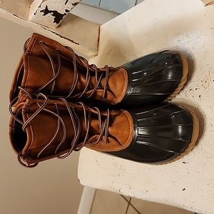 Women's The Original Duck Boots- size 9